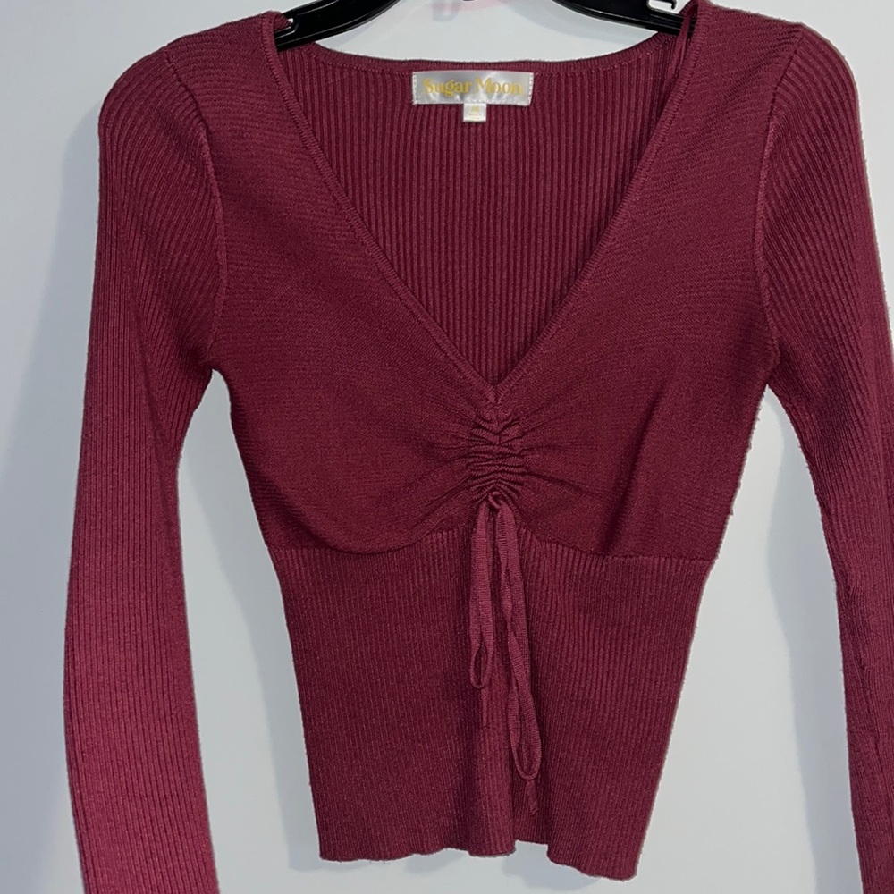 Long sleeve ribbed sweater top